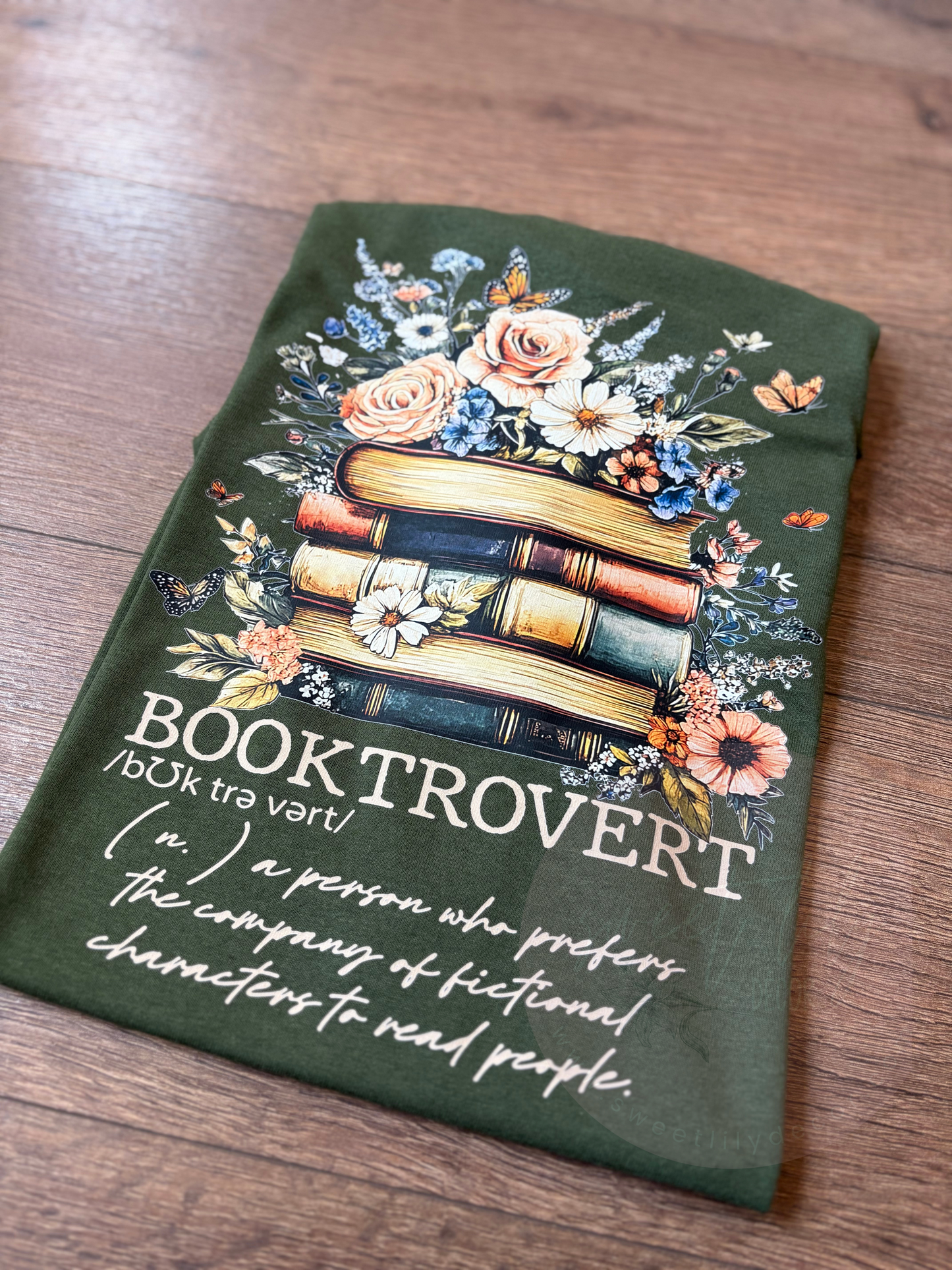 Floral Booktrovert Unisex T-shirt