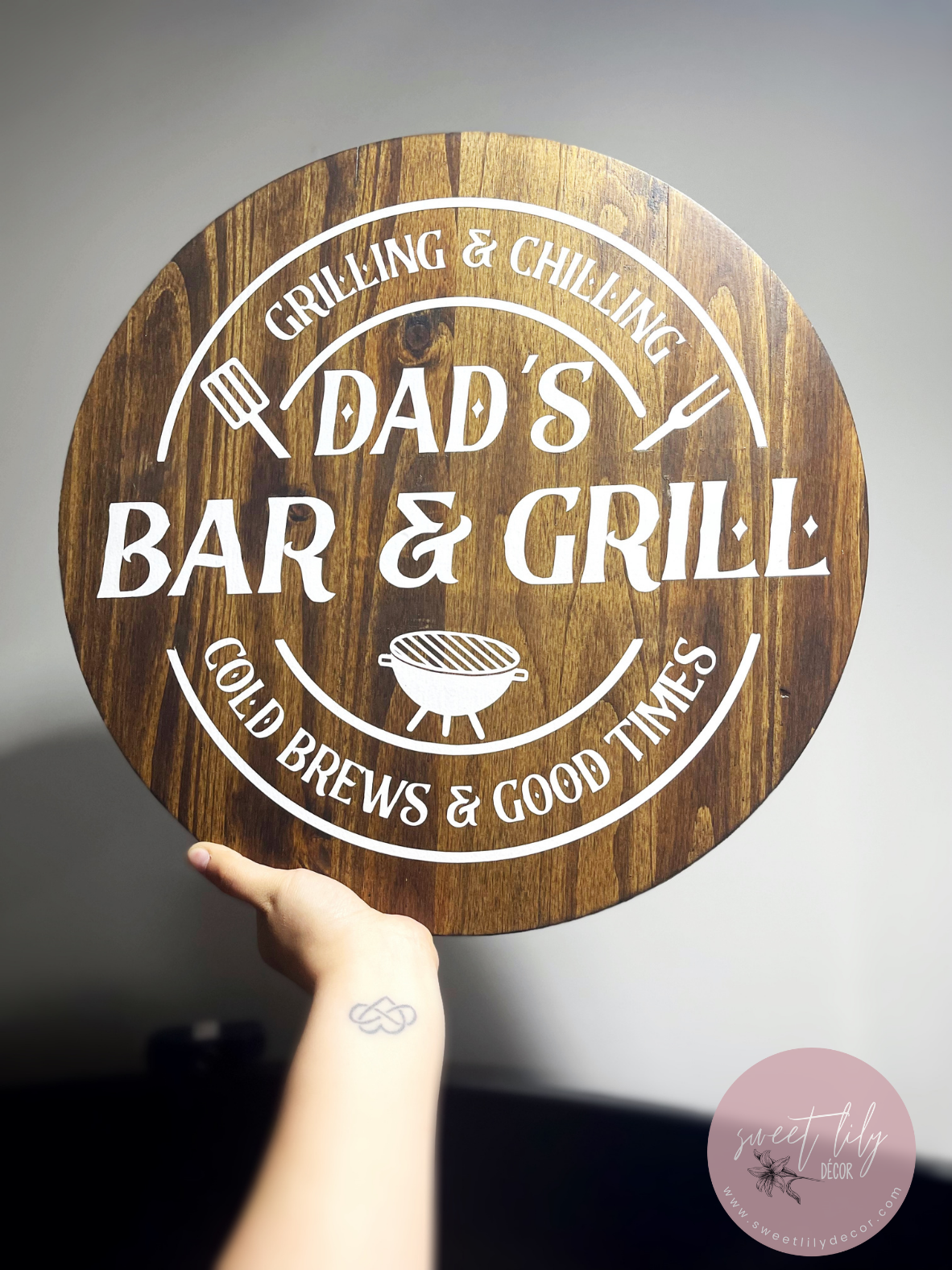 Dad's Bar & Grill Wood Sign