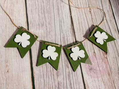 Shamrock Banner