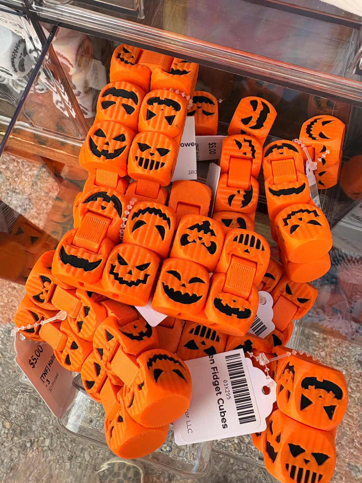 [TNF] Halloween Fidget Cubes