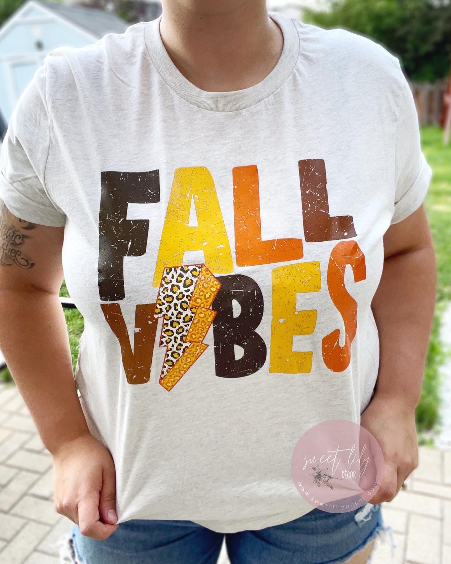 Fall Vibes Tee